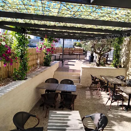 Route 137 Saint-Genis-de-Saintonge